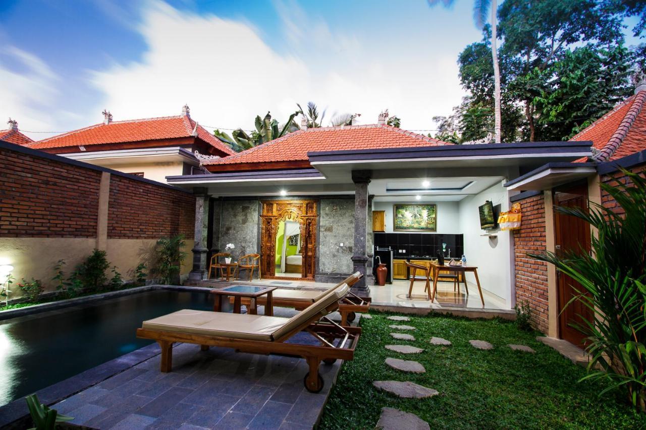 Ubud Suarga Private Pool Villa エクステリア 写真