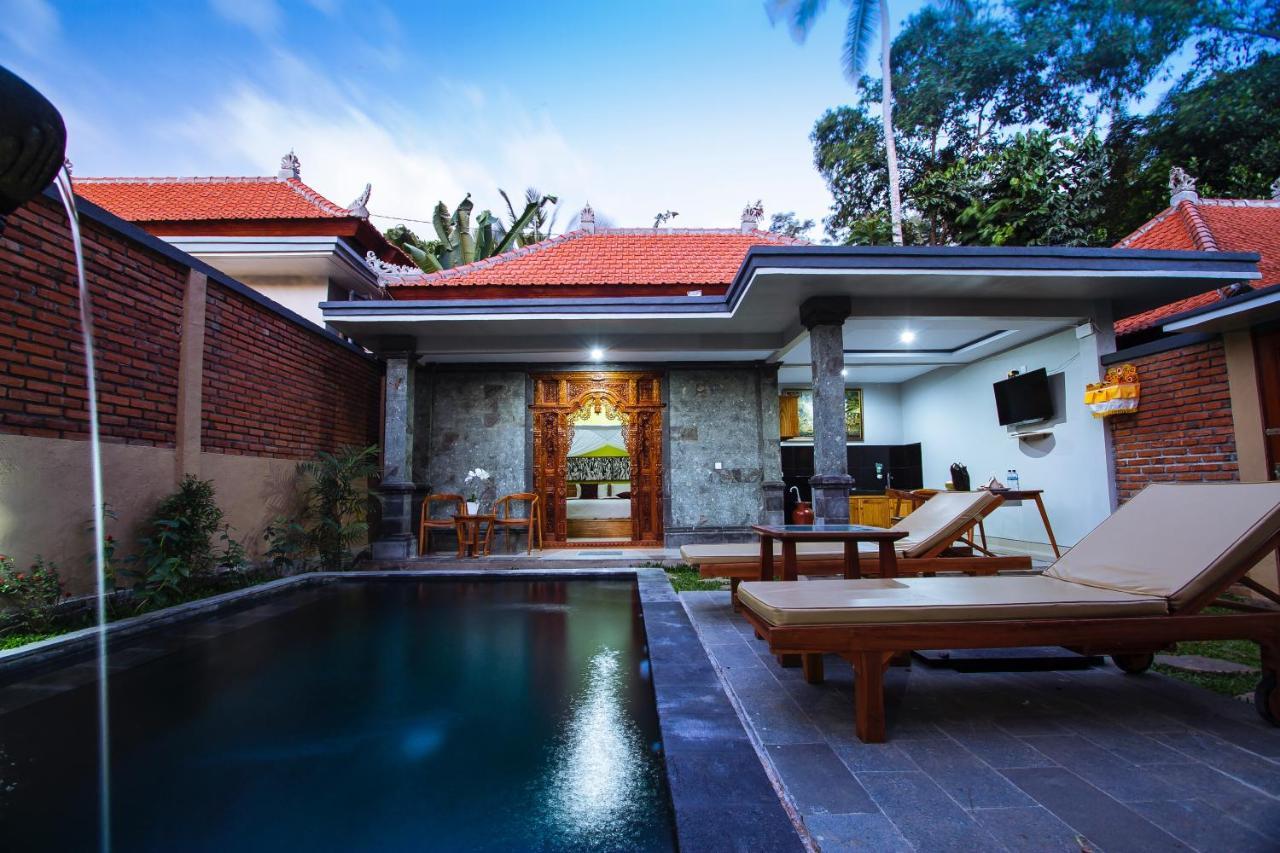Ubud Suarga Private Pool Villa エクステリア 写真